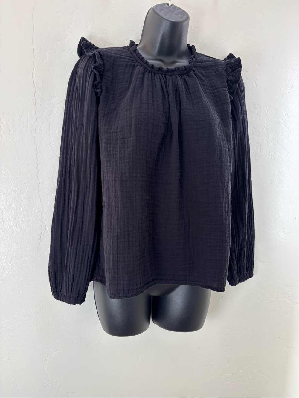 XiRENA Black Lanie Ruffled Shoulder Long-Sleeve Blouse